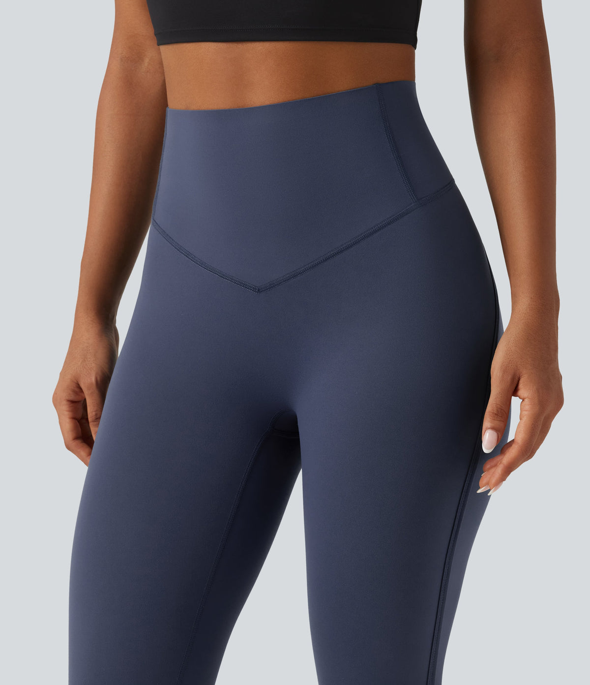 Legginsy treningowe 7/8 z wysokim stanem i kieszeniami – Granatowe